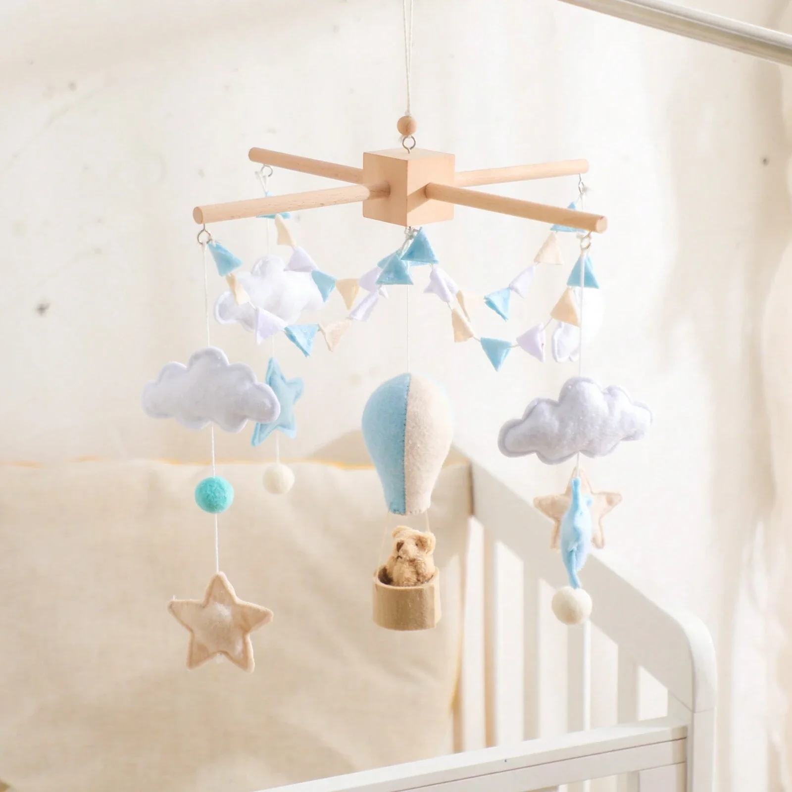 Mobile Bébé Montgolfière Bleu Ciel – Image 2